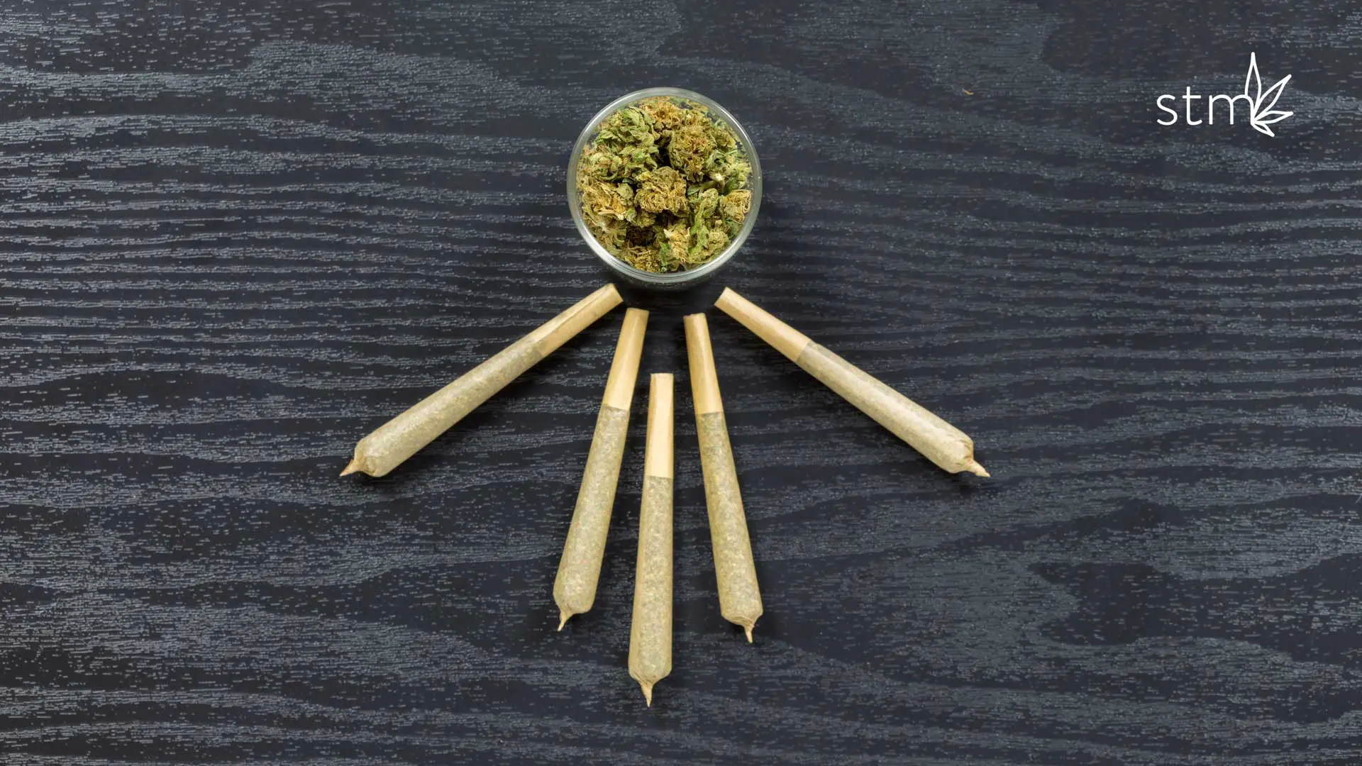 pre rolls (or pre-rolls)